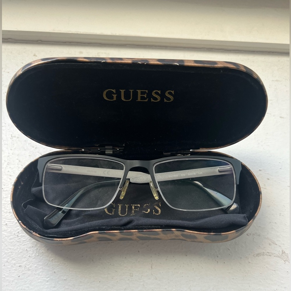 Guess GU1892 Eyeglasses 002 Matte Black